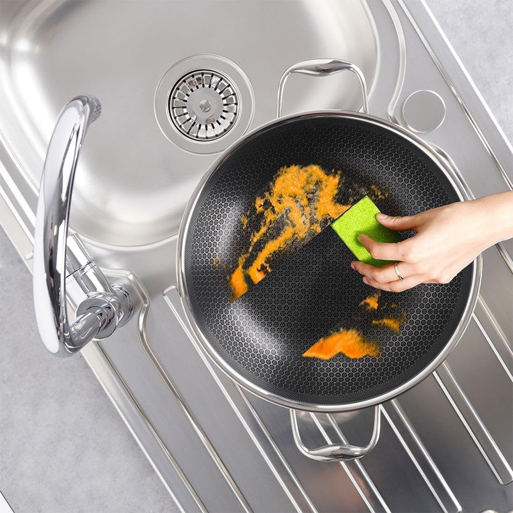 24CM Non-Stick Honeycomb Pan - Perfect Cooking Companion