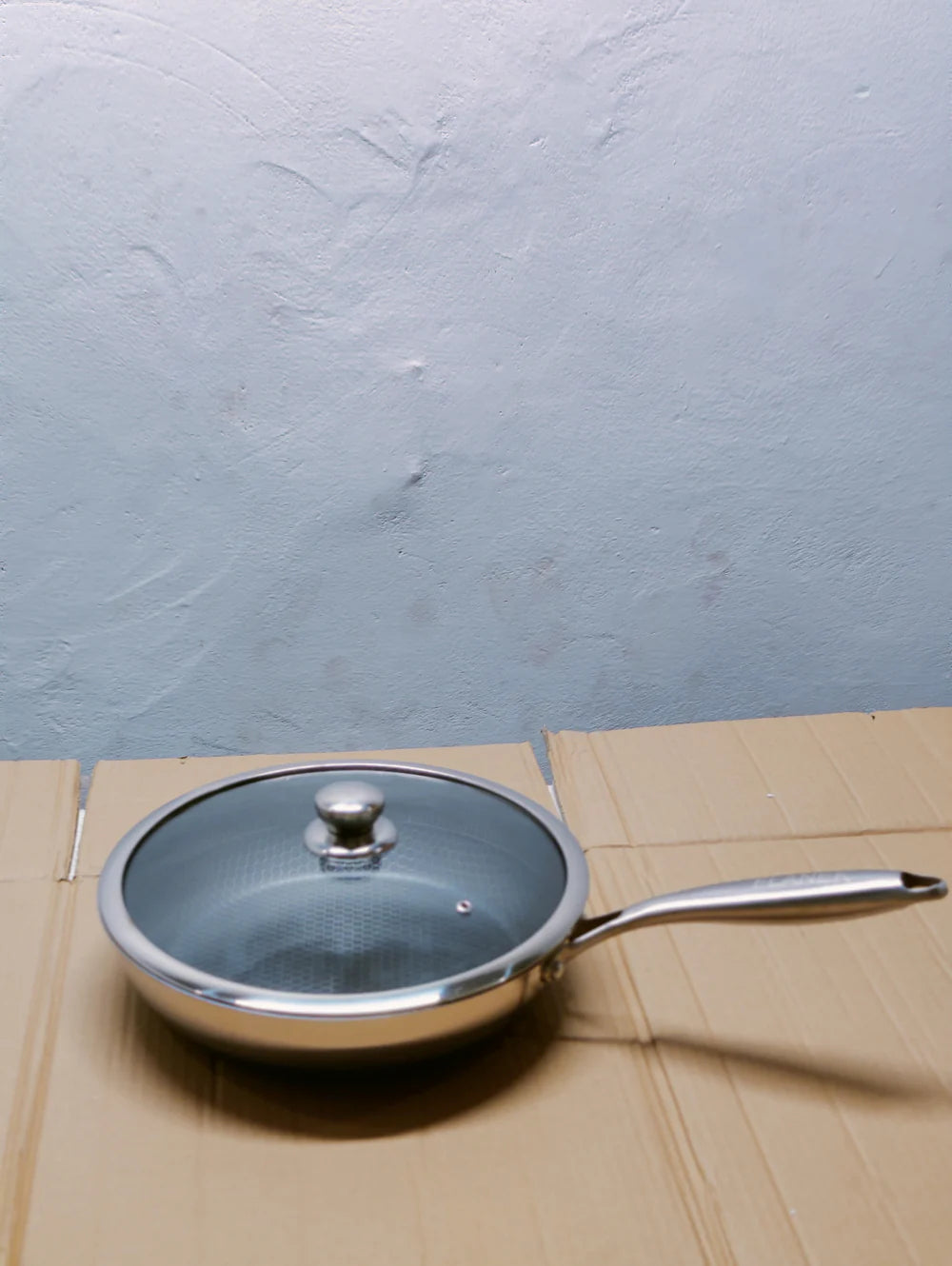 Laser Crafted Pan with Lid (24 & 26 cm)