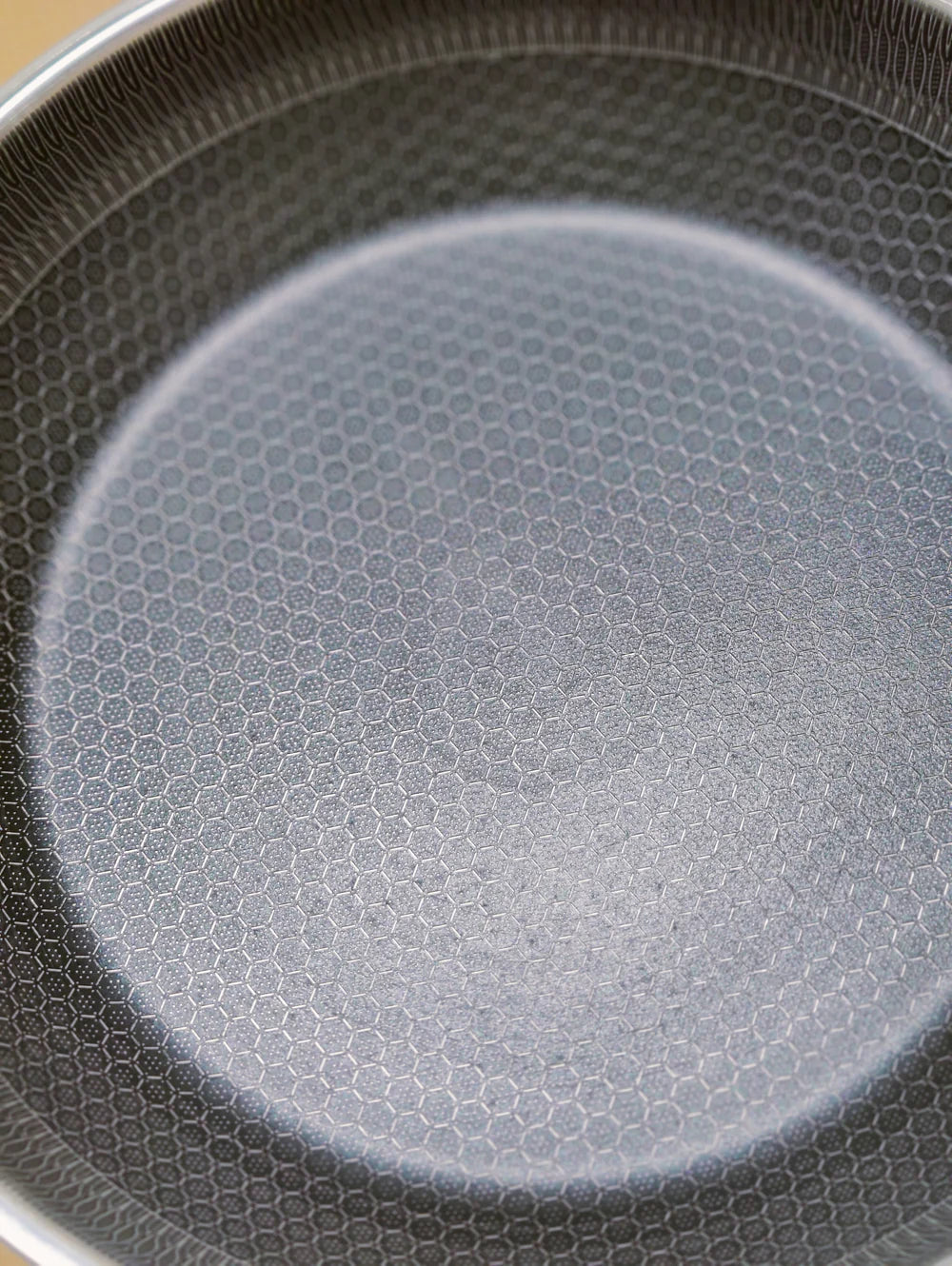 Laser Crafted Pan with Lid (24 & 26 cm)
