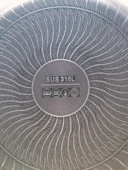 Laser Crafted Pan with Lid (24 & 26 cm)
