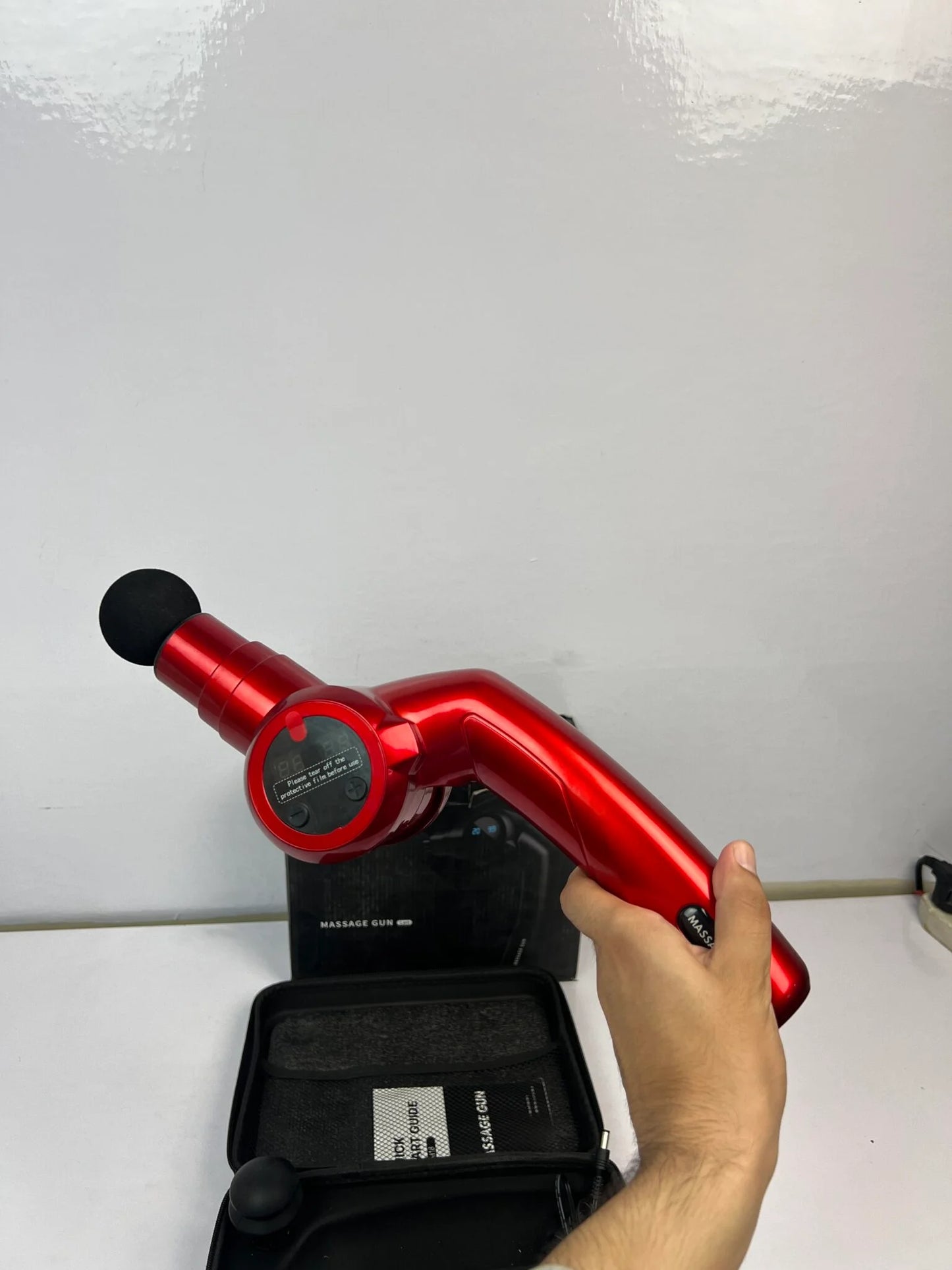 Folding Massager Gun LE8 – Compact Design with Digital Display & 6 Massage Heads