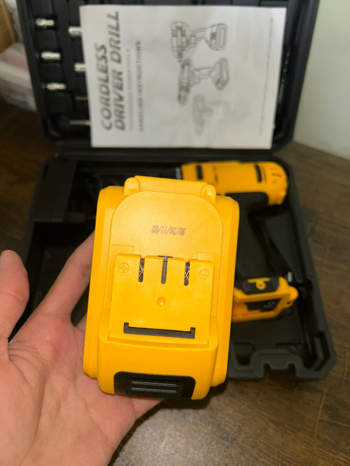Cordless Drill Machine Kit, 24V, 10Mm Chuck, 25 Accessories, 2 Batteries With Charger And Case,Yellow