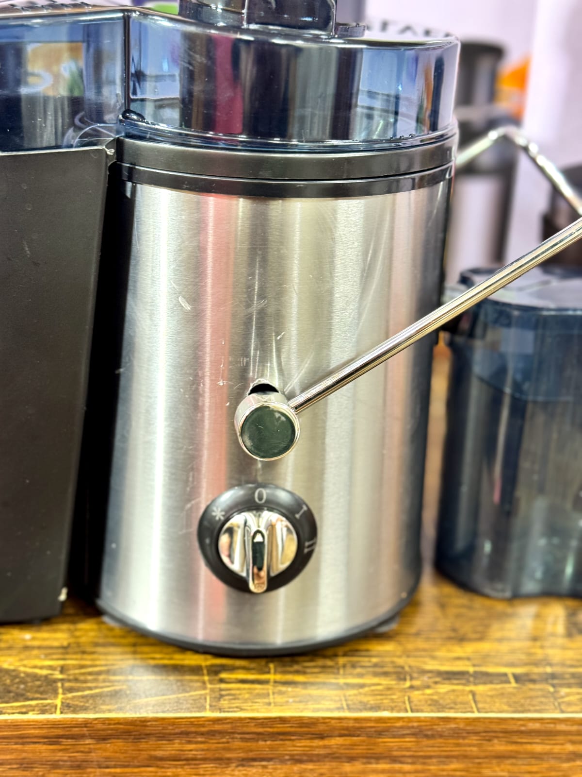 Silver Crest SC-4083 Electric Juicer Machine – Fast & Efficient Citrus & Fruit Juice Extractor