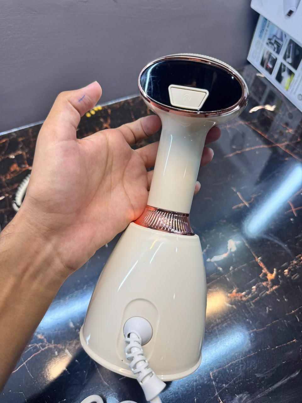 Silver Crest Handheld Garment Steamer SC170P - side view